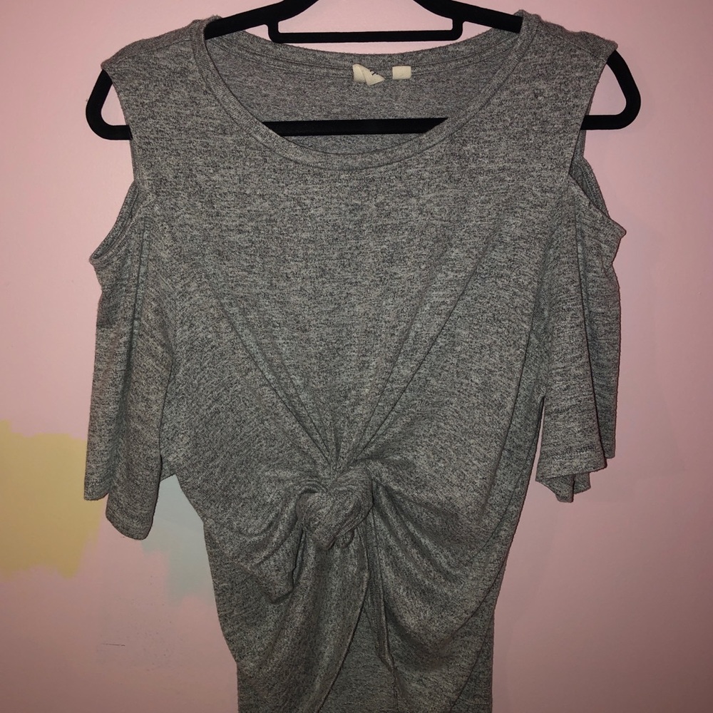 Women’s Gap Brand Cold Shoulder Front-Tie Top